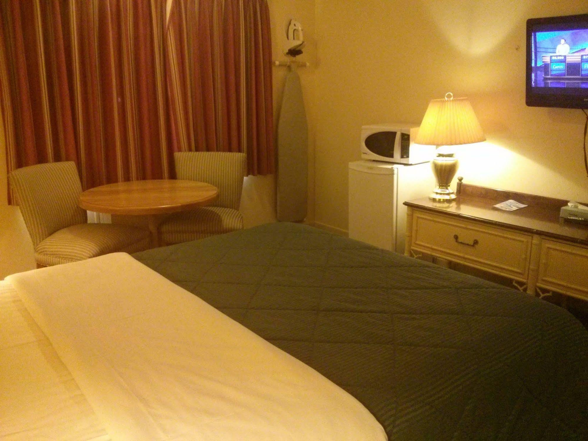 Port Motel พอร์ทโคลบอร์น ภายนอก รูปภาพ